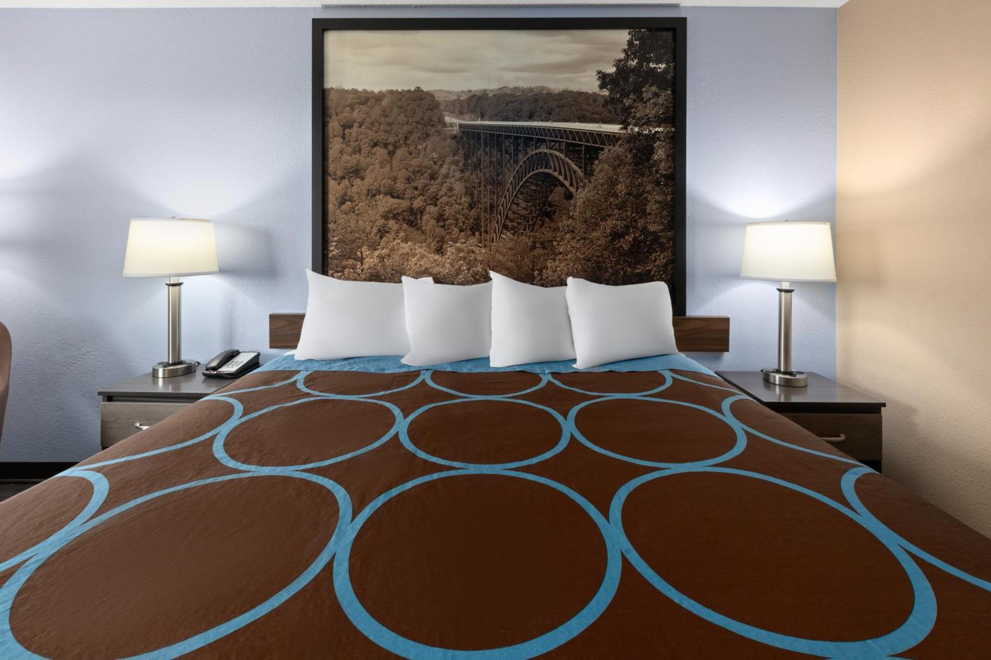 Super 8 By Wyndham Summersville - New River National Park Εξωτερικό φωτογραφία