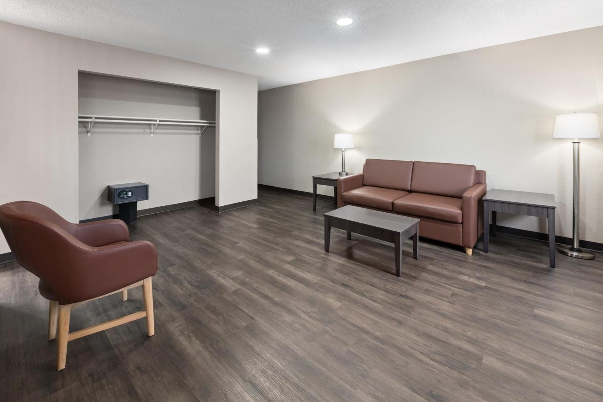 Super 8 By Wyndham Summersville - New River National Park Εξωτερικό φωτογραφία